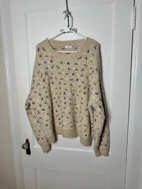 Maurices XL Beige Fuzzy Sparkle Sweater Blue Textured Knit Cozy Crewneck